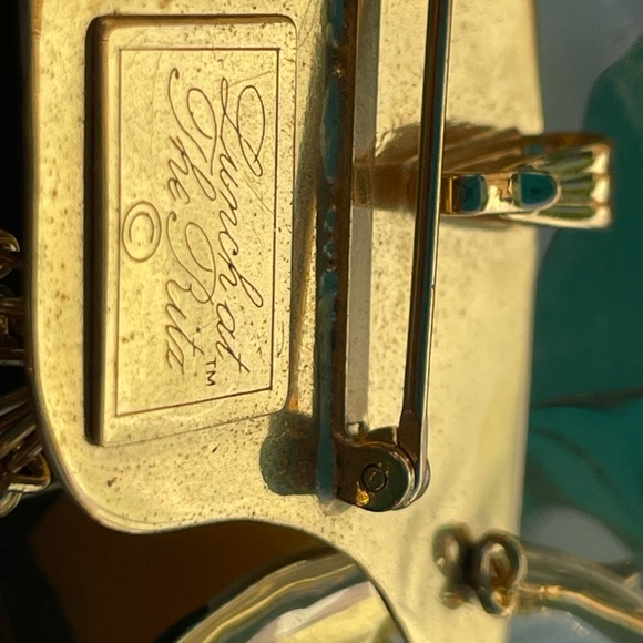 Vintage and very rare lunch at the ritz kitty with 4 baby’s pin pendant , signed - Picture 2 of 2